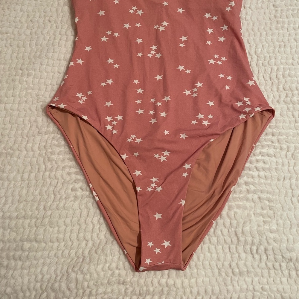WET Swimwear | Aria One Piece Swimsuit in Rose Stars | Women’s Swimsuit | NWT - Picture 6 of 16